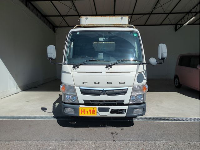 MITSUBISHI CANTER 2020