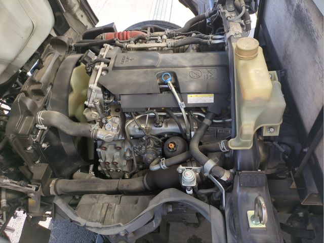 MITSUBISHI CANTER 2020