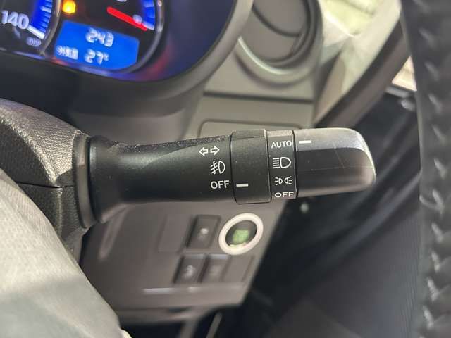 DAIHATSU MOVE CUSTOM 2013