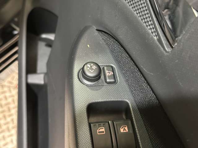 DAIHATSU MOVE CUSTOM 2013