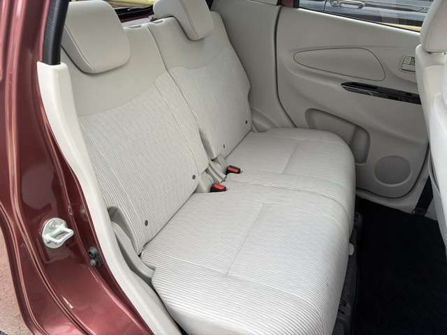 MITSUBISHI eK WAGON 2013