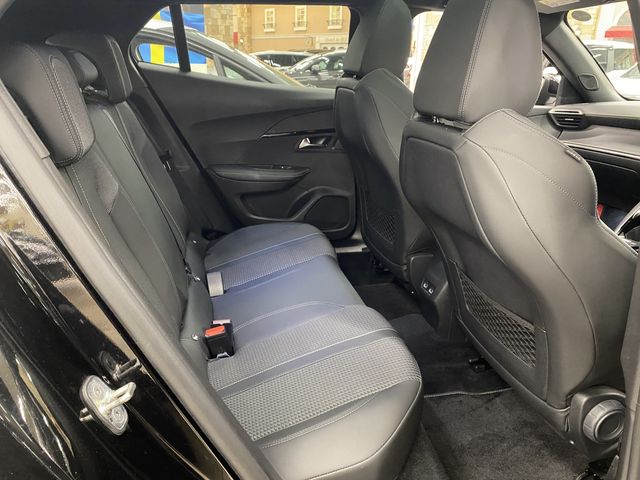 PEUGEOT PEUGEOT 2008 2023