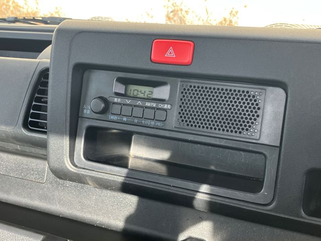 DAIHATSU HIJET truck 4WD 2018