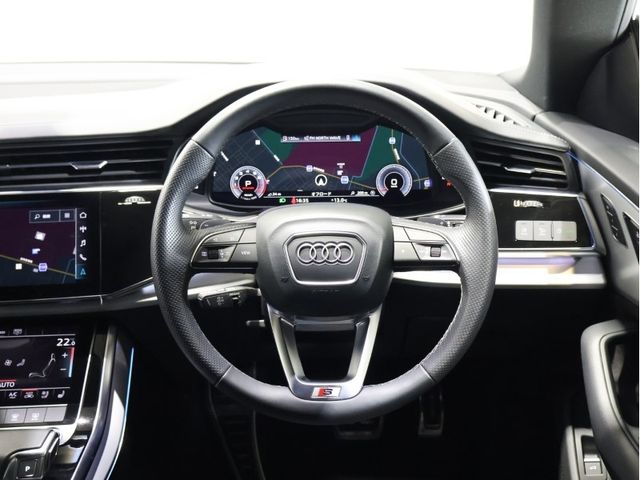 AUDI AUDI Q8 2022