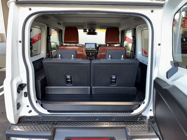 SUZUKI JIMNY 4WD 2023