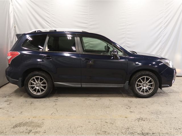 SUBARU FORESTER 2015