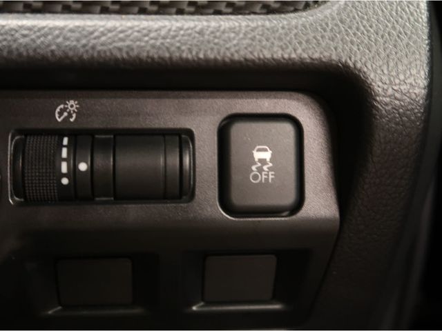 SUBARU FORESTER 2015