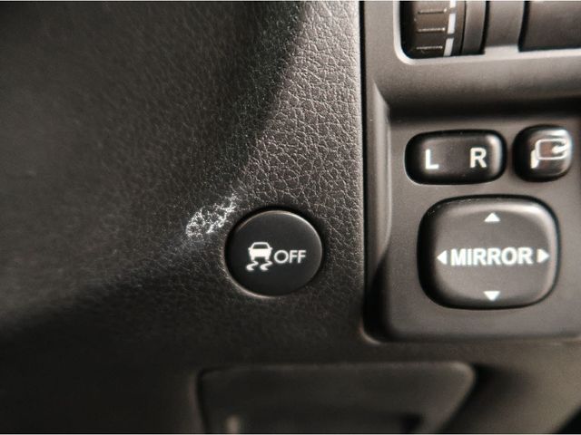 SUBARU EXIGA 4WD 2012