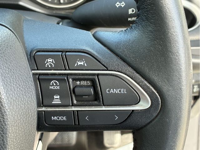 TOYOTA NOAH HYBRID 2022