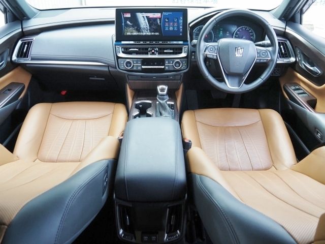 TOYOTA CROWN sedan hybrid 2021