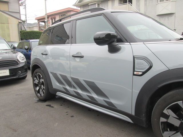 BMW MINI COOPER D CROSSOVER 2022