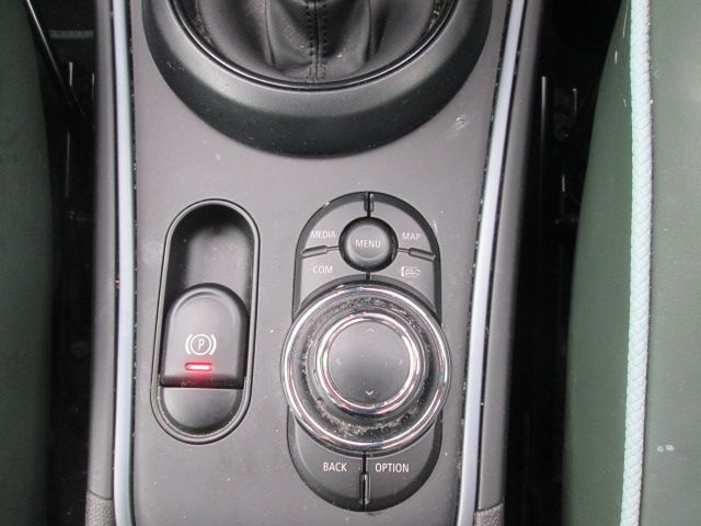 BMW MINI COOPER D CROSSOVER 2022