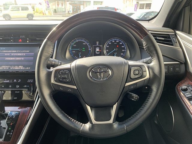 TOYOTA HARRIER HYBRID 2015