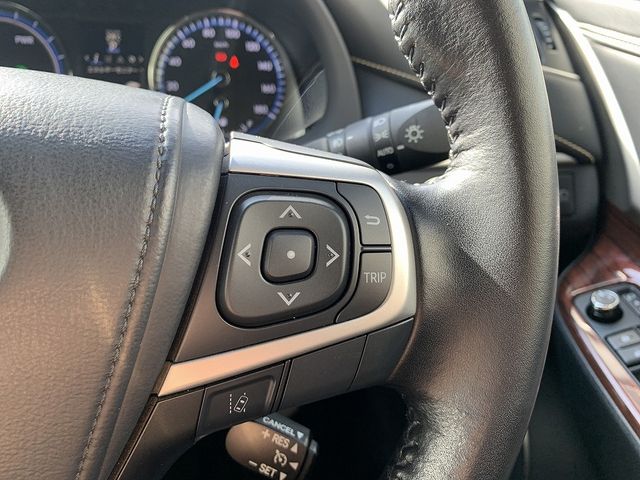 TOYOTA HARRIER HYBRID 2015