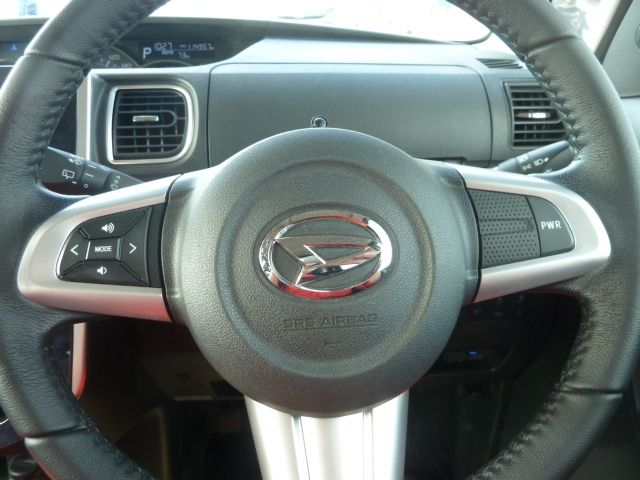 DAIHATSU TANTO CUSTOM 4WD 2017