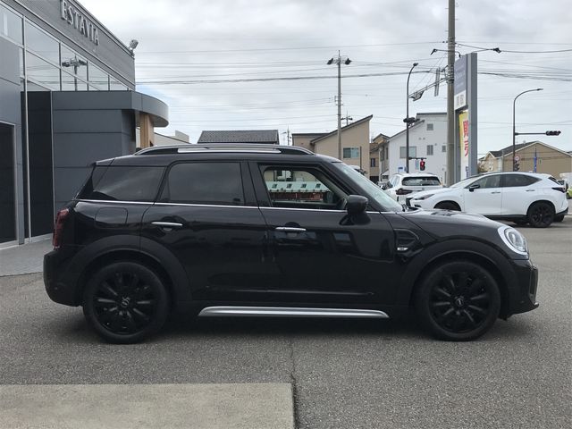 BMW MINI COOPER D CROSSOVER 2020