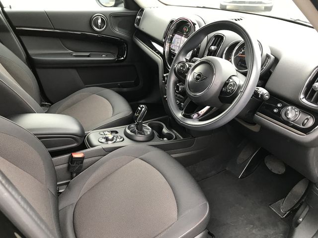 BMW MINI COOPER D CROSSOVER 2020