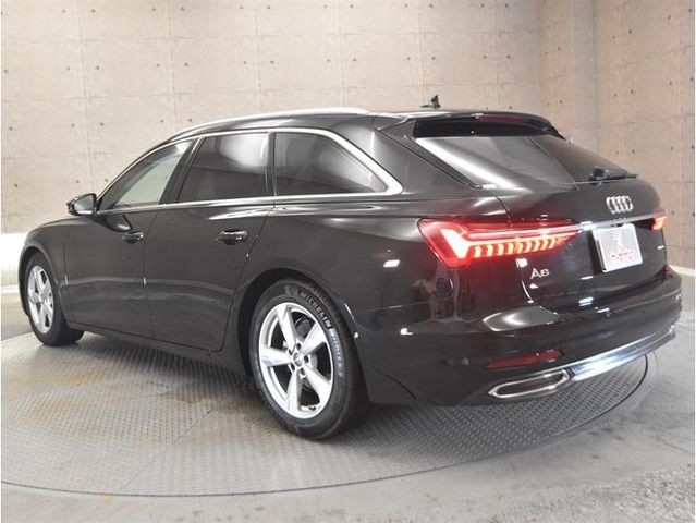 AUDI AUDI A6 AVANT 2021