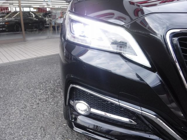 TOYOTA CROWN sedan hybrid 2018