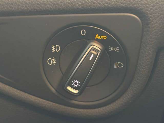 VOLKSWAGEN VOLKSWAGEN GOLF TOURAN 2018