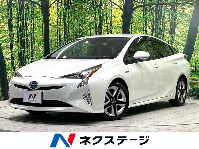 TOYOTA PRIUS 2016