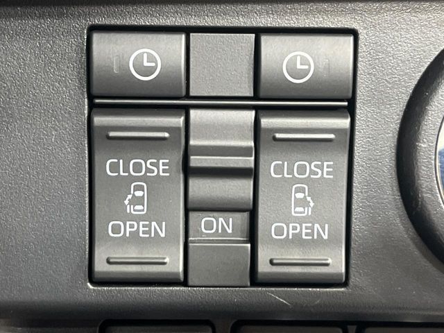 TOYOTA ROOMY 4WD 2021