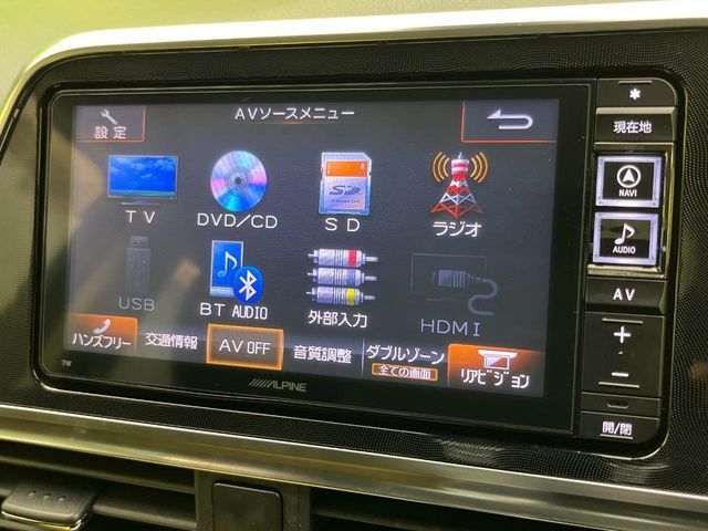 TOYOTA SIENTA HYBRID 2015