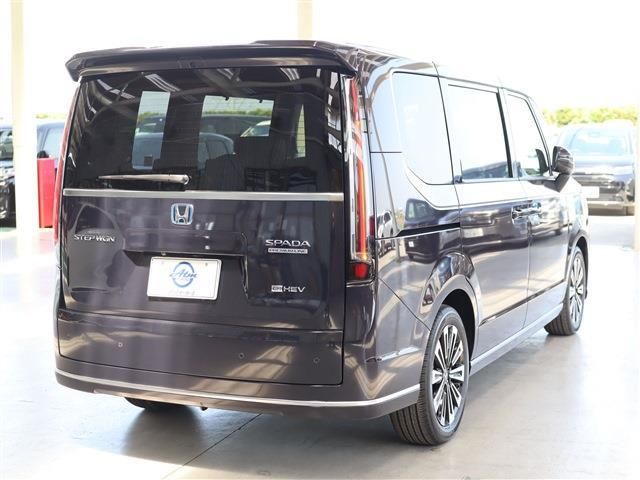 HONDA STEPWAGON e:HEV SPADA 2025