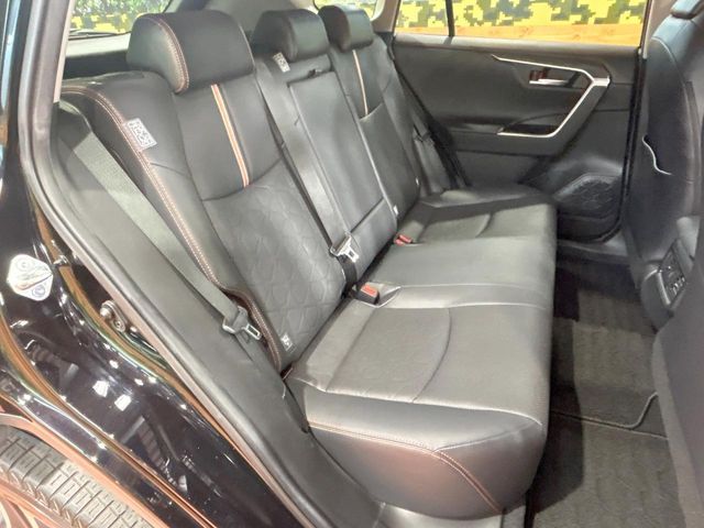 TOYOTA RAV4 4WD 2020