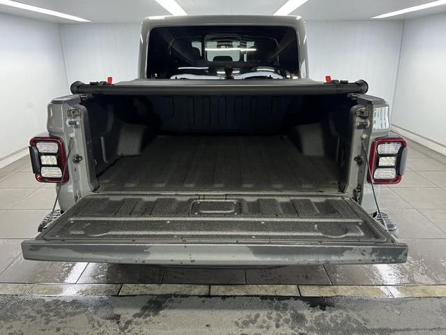 JEEP JEEP GLADIATOR 2022