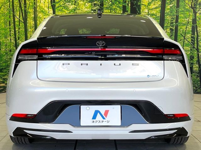 TOYOTA PRIUS 2024