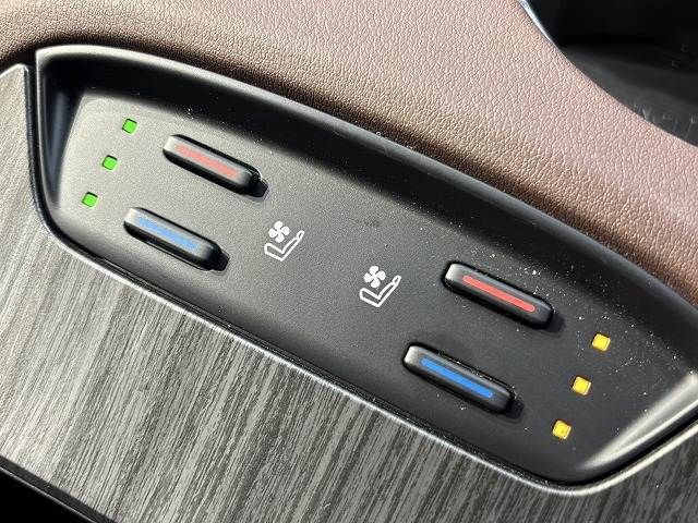 TOYOTA HARRIER 2WD 2022