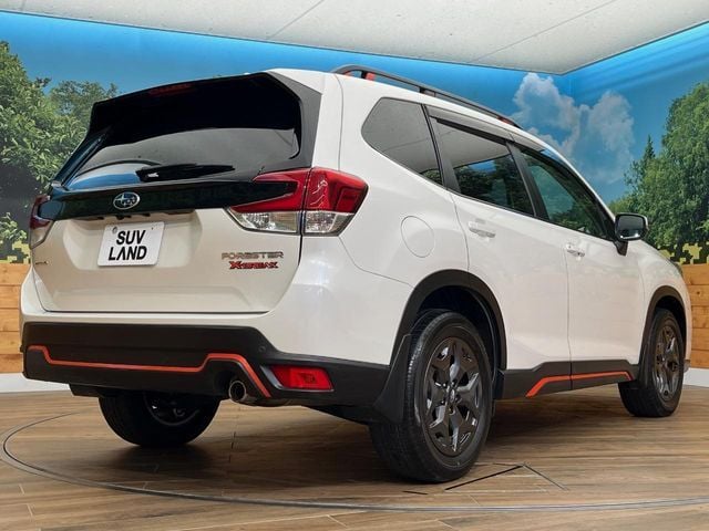 SUBARU FORESTER 2018