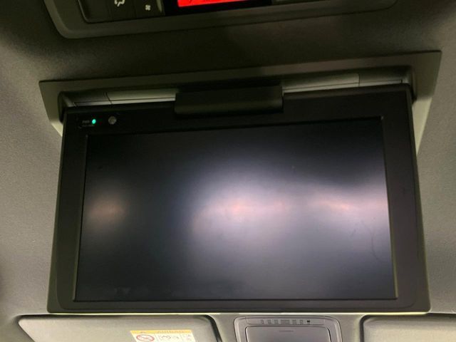 TOYOTA VOXY HYBRID 2020