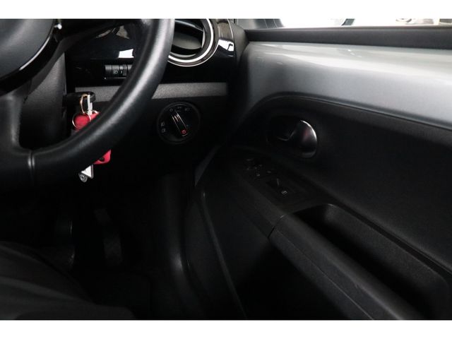 VOLKSWAGEN VOLKSWAGEN up! 2013