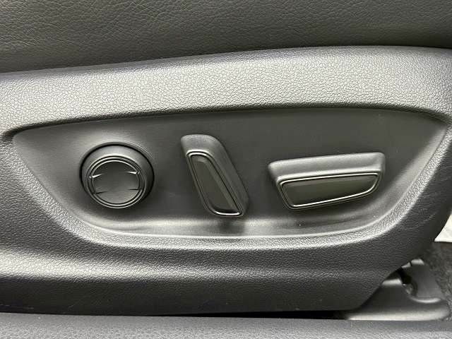 TOYOTA CAMRY HYBRID 2017