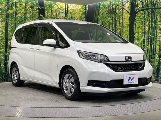 HONDA FREED 2022