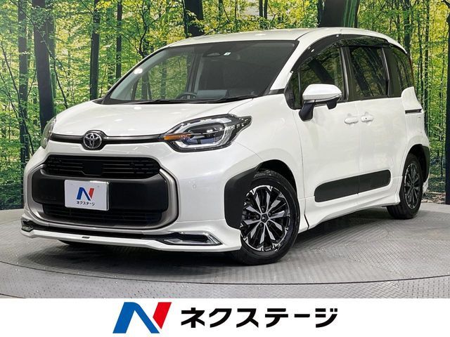 TOYOTA SIENTA HYBRID 2022