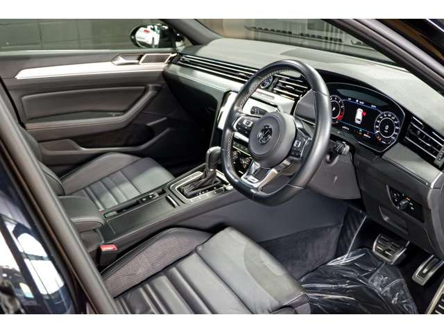 VOLKSWAGEN VOLKSWAGEN PASSAT VARIANT 2019