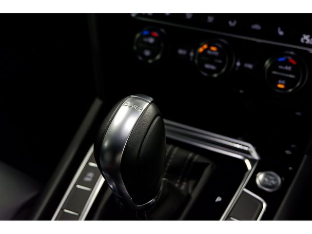 VOLKSWAGEN VOLKSWAGEN PASSAT VARIANT 2019