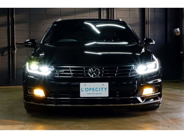 VOLKSWAGEN VOLKSWAGEN PASSAT VARIANT 2019