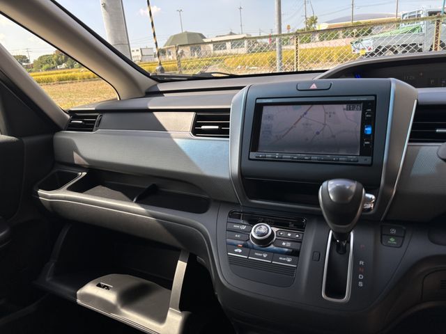 HONDA FREED plus 2016