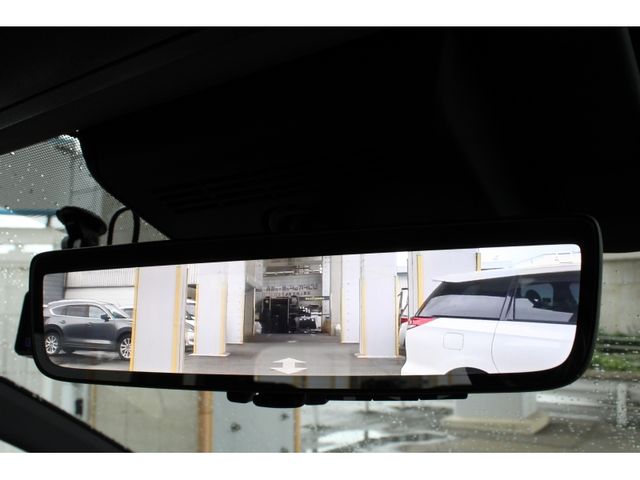 TOYOTA VELLFIRE  HYBRID 2023