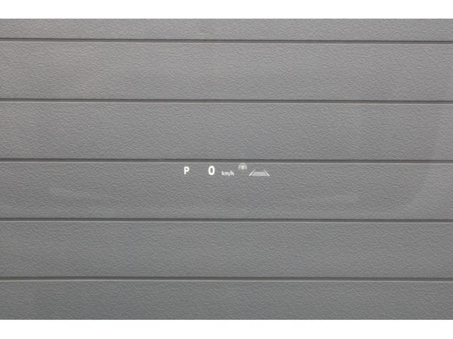 TOYOTA VELLFIRE  HYBRID 2023