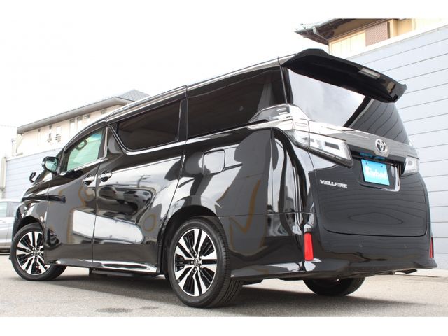 TOYOTA VELLFIRE 2018