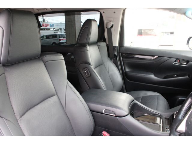 TOYOTA VELLFIRE 2018