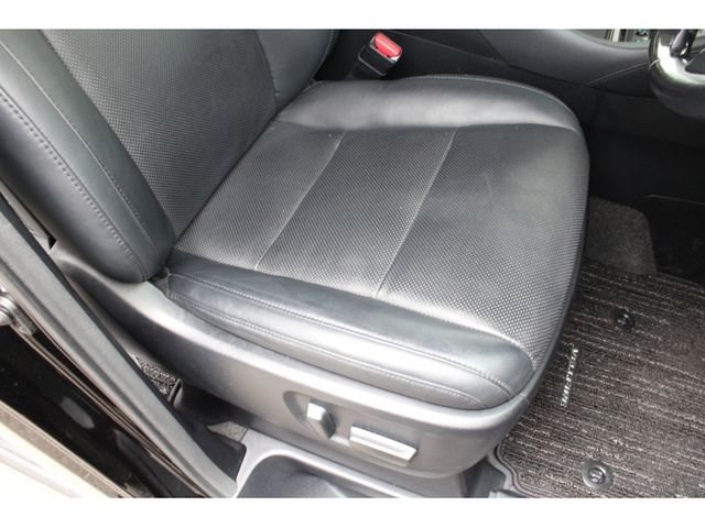 TOYOTA VELLFIRE 2018