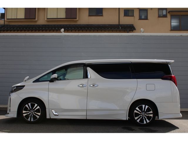 TOYOTA ALPHARD 2020