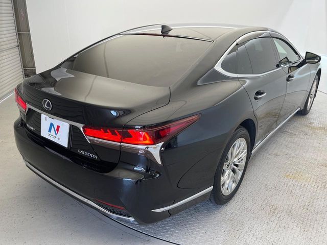TOYOTA LEXUS LS500h 2017