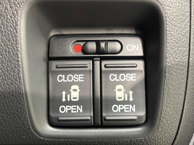 HONDA N BOX CUSTOM 2015